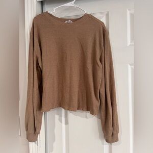 Women’s tan long sleeve sweater
